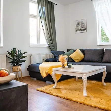 Nest - Hell Und Gemuetlich Im Herzen Fuldas Exterior photo