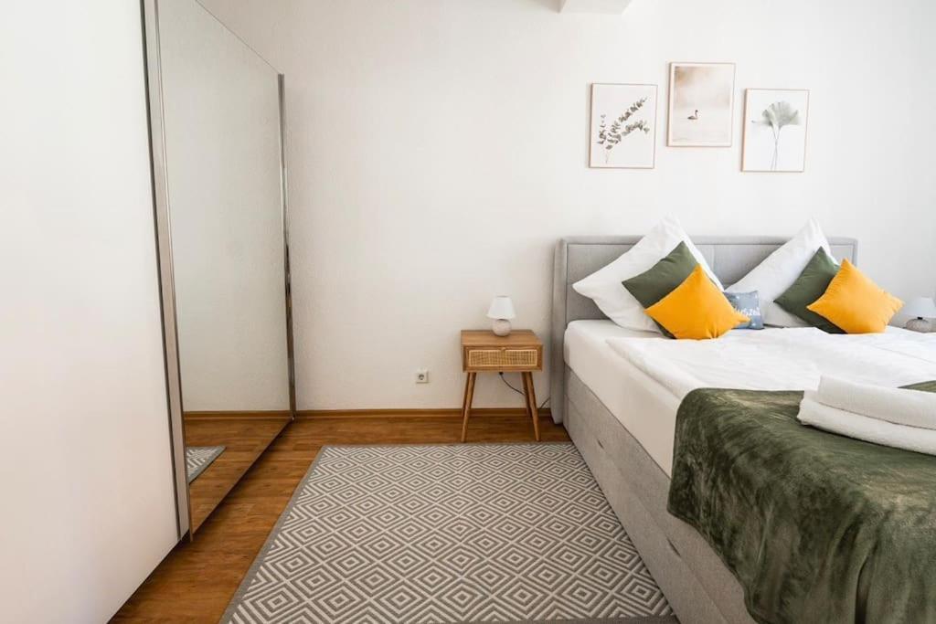 Nest - Hell Und Gemuetlich Im Herzen Fuldas Apartment