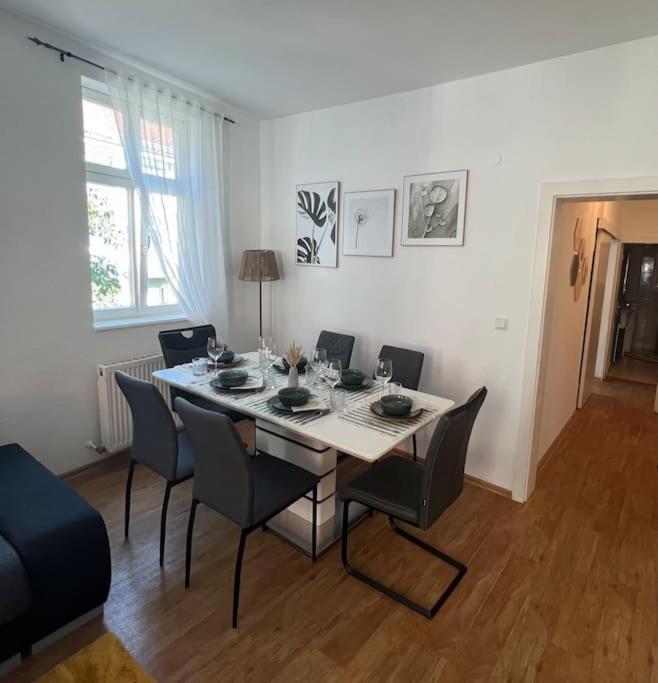 Nest - Hell Und Gemuetlich Im Herzen Fuldas Apartment